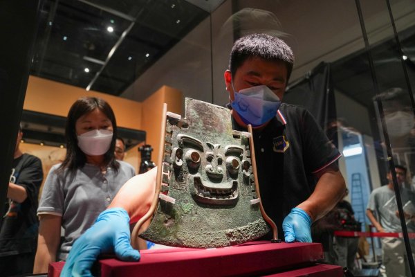 配资实力股票配资网站 鸮尊聚首，亚丑钺就位，“看·见殷商”进入布展倒计时